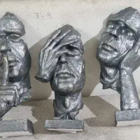 مجسمه دکوری رخ کر کور و لال