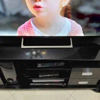 فروش میز تلویزیون در حد نو
