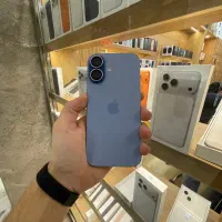 آیفون ۱۷ نرمال