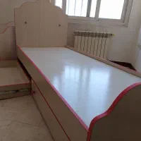 تخت نوجوان چوبی همراه با پانافه