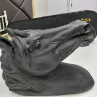 مجسمه،گلدان، وسایل دکوری