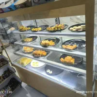 ویترین خشک و میز ترازو