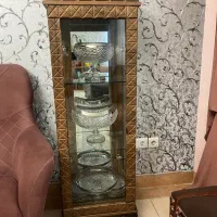 بوفه تمیز و کاملا سالم به شرط شیشه ها بدون لک