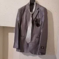 کت شلوار، در حد نو