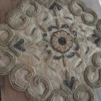 رومیزی منجوق دوزی طرح هندی