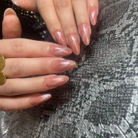 کاشت ناخن