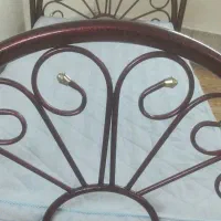 تخت خواب همراه با تشک