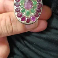 انگشترچندجواهر