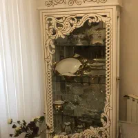 بوفه چوبی کنده کاری شده