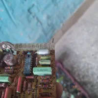 بردوقطعات سالم تلوزیون قدیمی|تلویزیون و پروژکتور|یزد, |دیوار