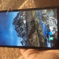 یک عدد تبلت صفحه اش ترک داره کار میکنه|تبلت|زاهدان, |دیوار