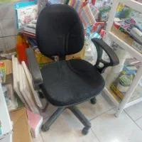 صندلی گردان با پایه قابل تنظیم