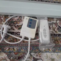 پرده پروژکتور برقی ۱۸۰*۱۸۰