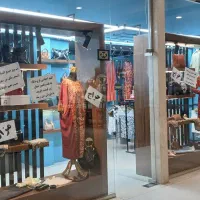 حراج دکور لباس و مزون فروشی|فروشگاه و مغازه|مشهد, بالا خیابان|دیوار