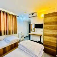 کربلا با قطار ۵ اذر|تور و چارتر|قائن, |دیوار