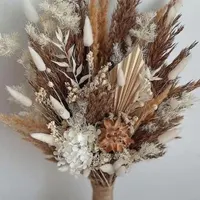 ماشین عروس دسته گل عروس