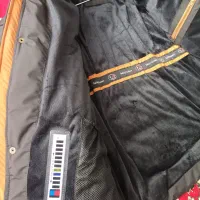 کاپشن|لباس|قره ضیاالدین, |دیوار