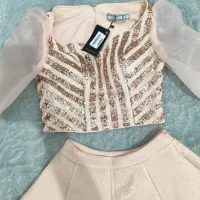 مجلسی نو هست|لباس|اردستان, |دیوار