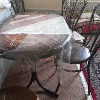 میز و صندلی