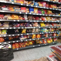 کار در سوپر مارکت شارژ و فروشندگی