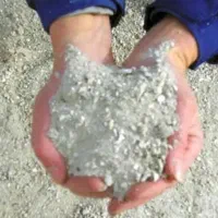 خاک بنتونیت به صورت خام و پردازش نشده|عمده‌فروشی|نائین, |دیوار