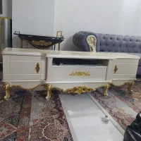 میز تلویزیون  سالم بدون خط خش
