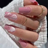 تخفیف ۵۰ درصدی خدمات ناخن