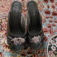 صندل زنانه سایز ۳۸ در حد نو