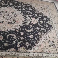 قالی ۱۲ متری سالم وتمیز ومبل ۴ نفره و دوعد پاف|فرش|مشهد, نکاح|دیوار