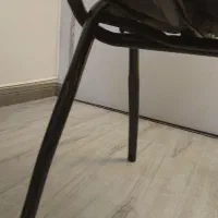 صندلی چرمی تک نفره پایه فلزی تمیز|مبلمان اداری|تهران, گیشا|دیوار