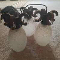 لوستر سه تایی|لوستر و چراغ آویز|قدس, شهر‌قدس|دیوار