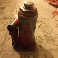 لاستیک پژو سایز ۱۴ و تاقچه عقب x33 mvm و جک خاوری|قطعات یدکی و لوازم جانبی|ملایر, |دیوار