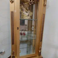ویترین طلایی