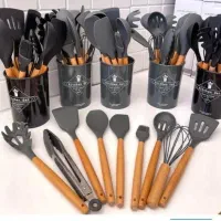 کفگیر ملاقه سیلیکونی شرکت تونیش 12 پارچه قاشق