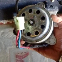 رادیاتور پراید با فن پراید سالم سالم|قطعات یدکی و لوازم جانبی|کرمانشاه, |دیوار