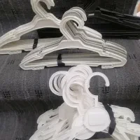 چوب لباسی چوب کار