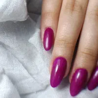 ارائه با کیفیت خدمات کاشت ناخن با سالن تک چهره|خدمات آرایشگری و زیبایی|بروجن, |دیوار