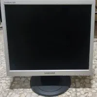 مانیتور LCD
