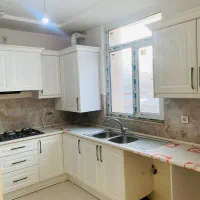 ۱۰۵ متری صفر حاشیه اصلی خیابان