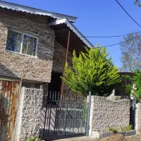 ویلاشهرکی ۲خواب همراه باسوئیت ۳۰ متری‌ جدا در حیاط