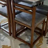 میز نهار خوری کم جا در حد نو
