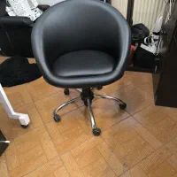 صندلی چرخ دار چرمی|مبلمان اداری|رشت, سعدی (تختی)|دیوار