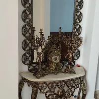 آینه و شمعدان و ساعت
