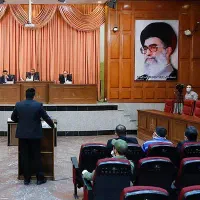 وکیل پایه یک ۲۰سال سابقه(کیفری مواد مخدر)