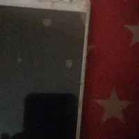 گوشی شکسته. و نیاز به تعمیر