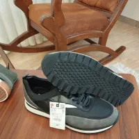 کتونی  زارا Zara کتونی داکرز Dockers|کیف، کفش، کمربند|اندیشه, اندیشه فاز ۱|دیوار