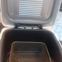 فروش سرخ کن در حد نو|اجاق گاز و لوازم برقی پخت‌وپز|کرج, حصارک بالا|دیوار