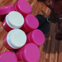 کرمVIPسفیدکننده فوری|آرایشگاه و سالن‌های زیبایی|بافق, |دیوار