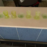 ظروف عطیقه رنگی