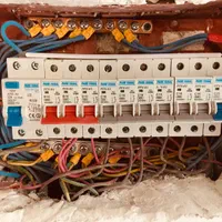 برقکشی رفع اتصالی برقکار ضمانت کیفیت و قیمت|خدمات پیشه و مهارت|کرمان, |دیوار